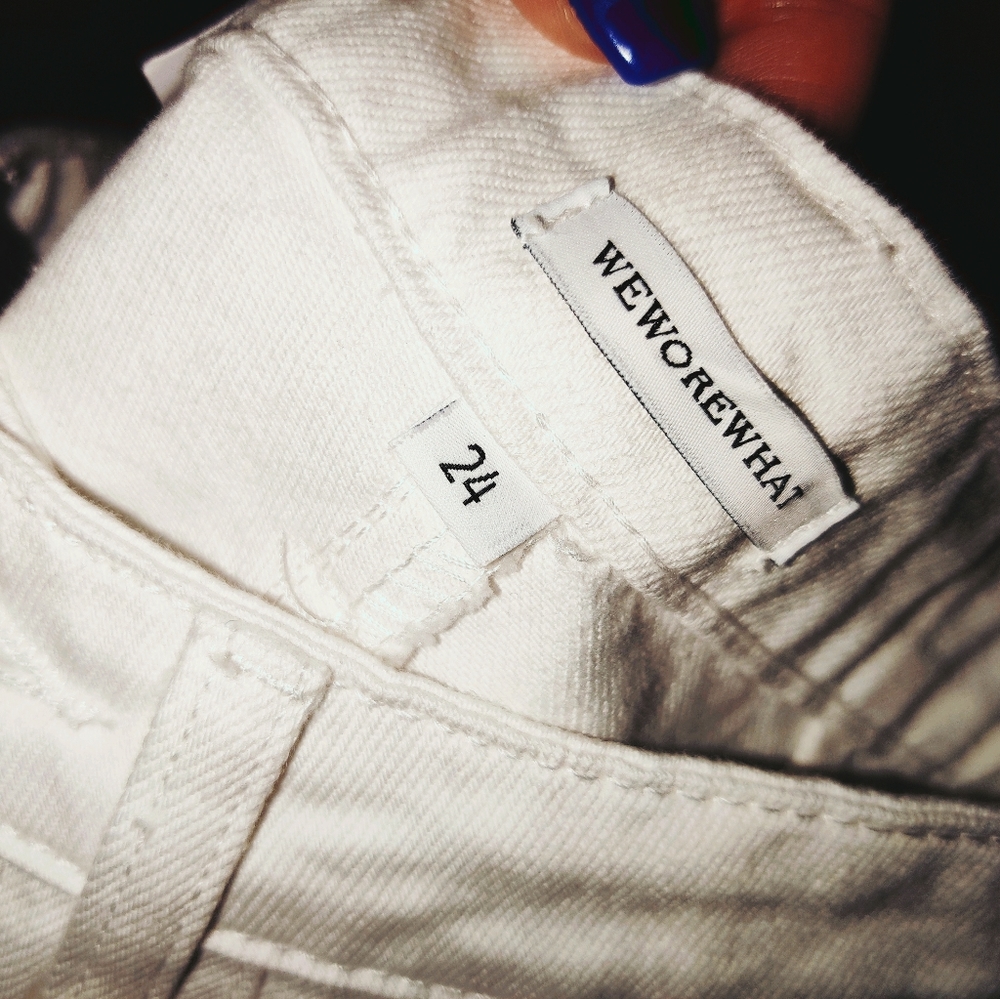 🤍🆕🤍 NWT WEWOREWHAT Mom Jeans - Picture 16 of 16